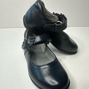 Balleto Girls Size 10M, Navy, Flower Strapped